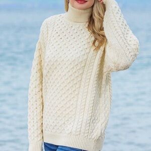 NWOT Aran Sweater Market Honeycomb Turtleneck
